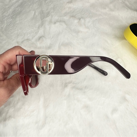 *MARC JACOB* New In Case Red Butterfly Sunglasses main image 6